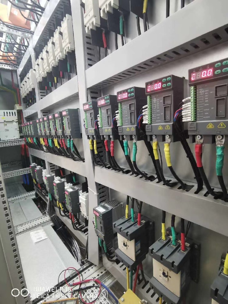 电力调整器在故障时通常有哪些自我；せ？